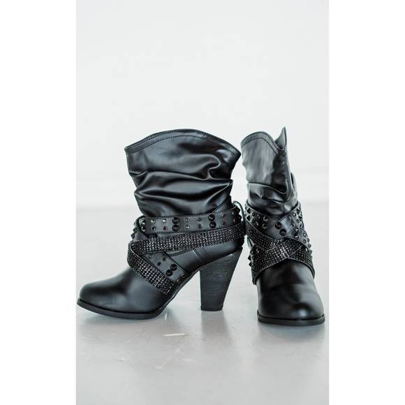 NEW NOT RATED women's short change booties in black - Picture 3 of 5